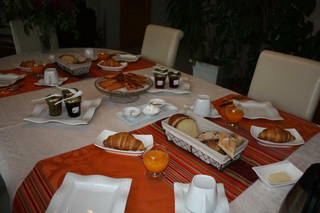 Le Jardin De Venus Bed and Breakfast La Rivière-Saint-Sauveur Εξωτερικό φωτογραφία